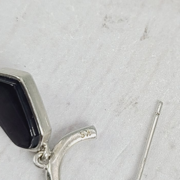 Kendra Scott black Clove Huggie Hoop Earrings - Picture 7 of 7